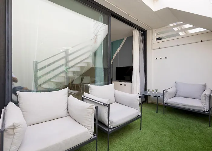 Home2book Terrace Retreat El דירה